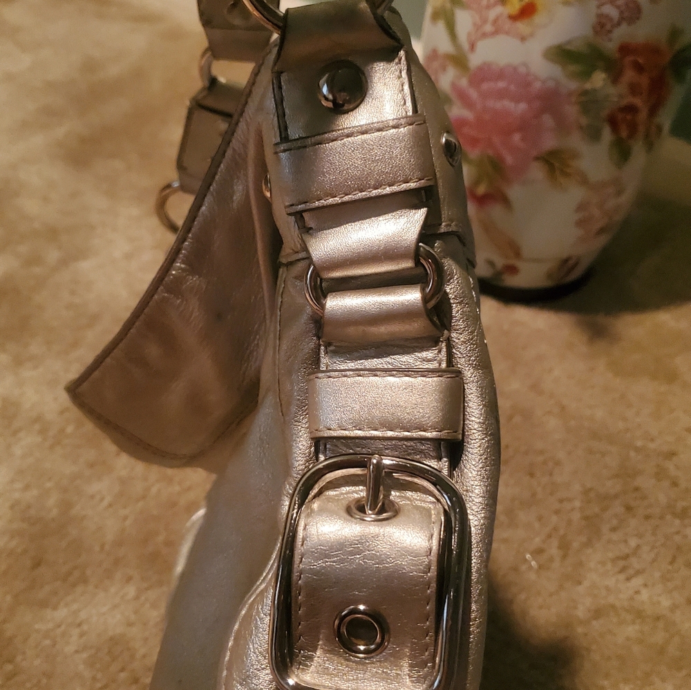 Authentic Coach bag - Picture 9 of 10